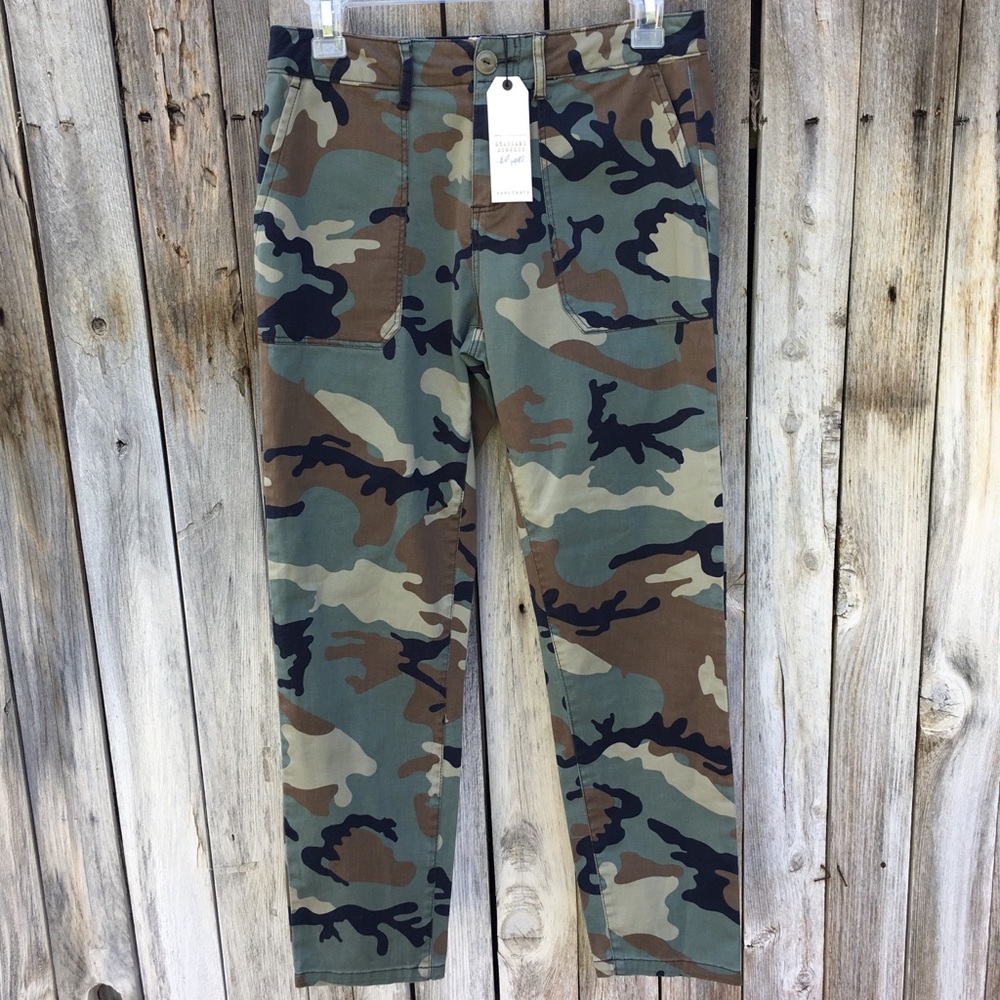 NWT Sanctuary Peace Print Chino Pant Love Camo